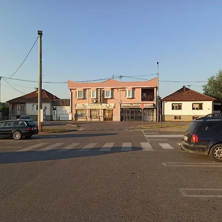 Royal * Bosanski Samac