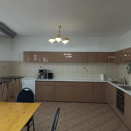 Royal * Bosanski Samac