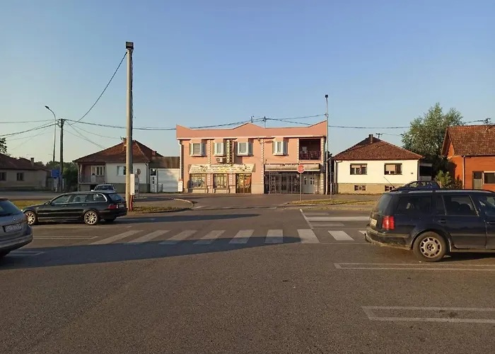 Royal * Bosanski Samac