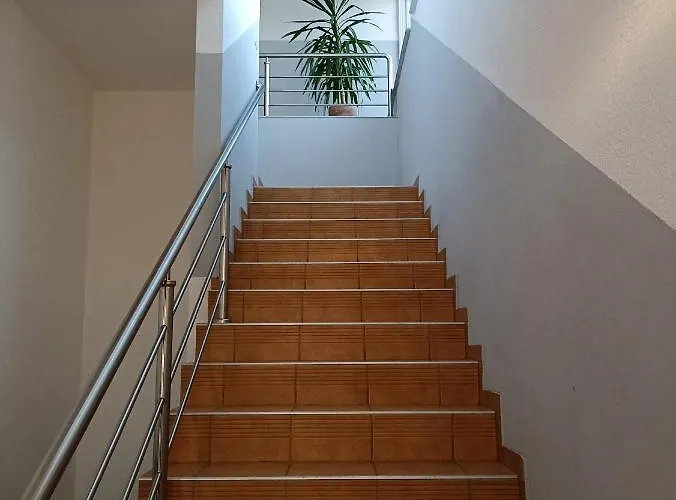 Royal * Bosanski Samac