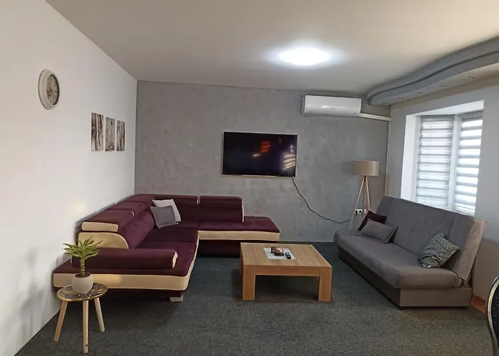 Royal * Bosanski Samac