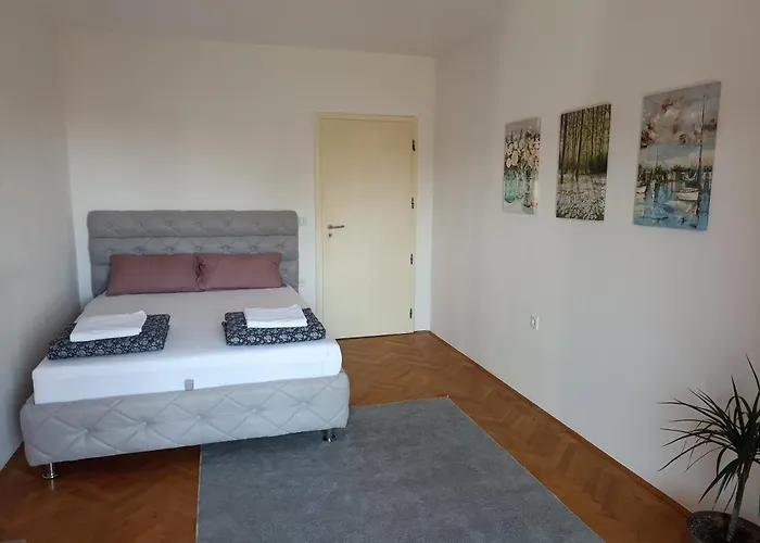 Royal דירה Bosanski Samac